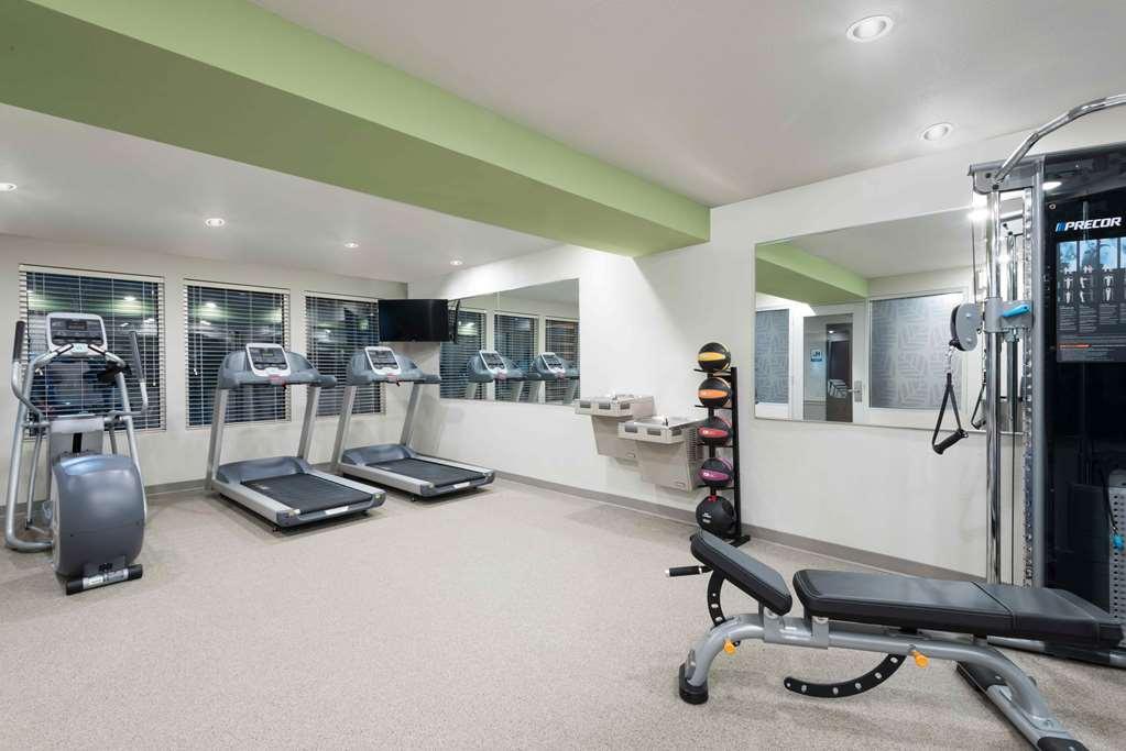 Woodspring Suites Providence Facilities photo